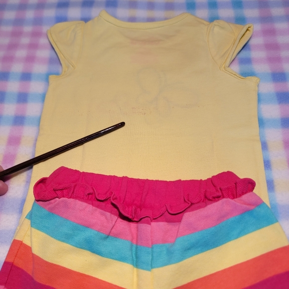 CIRCO 🦋 NWOT 2pc Ruffled Yellow Butterfly Onesie 'n Multi Striped Shorts Set NB - Picture 10 of 12